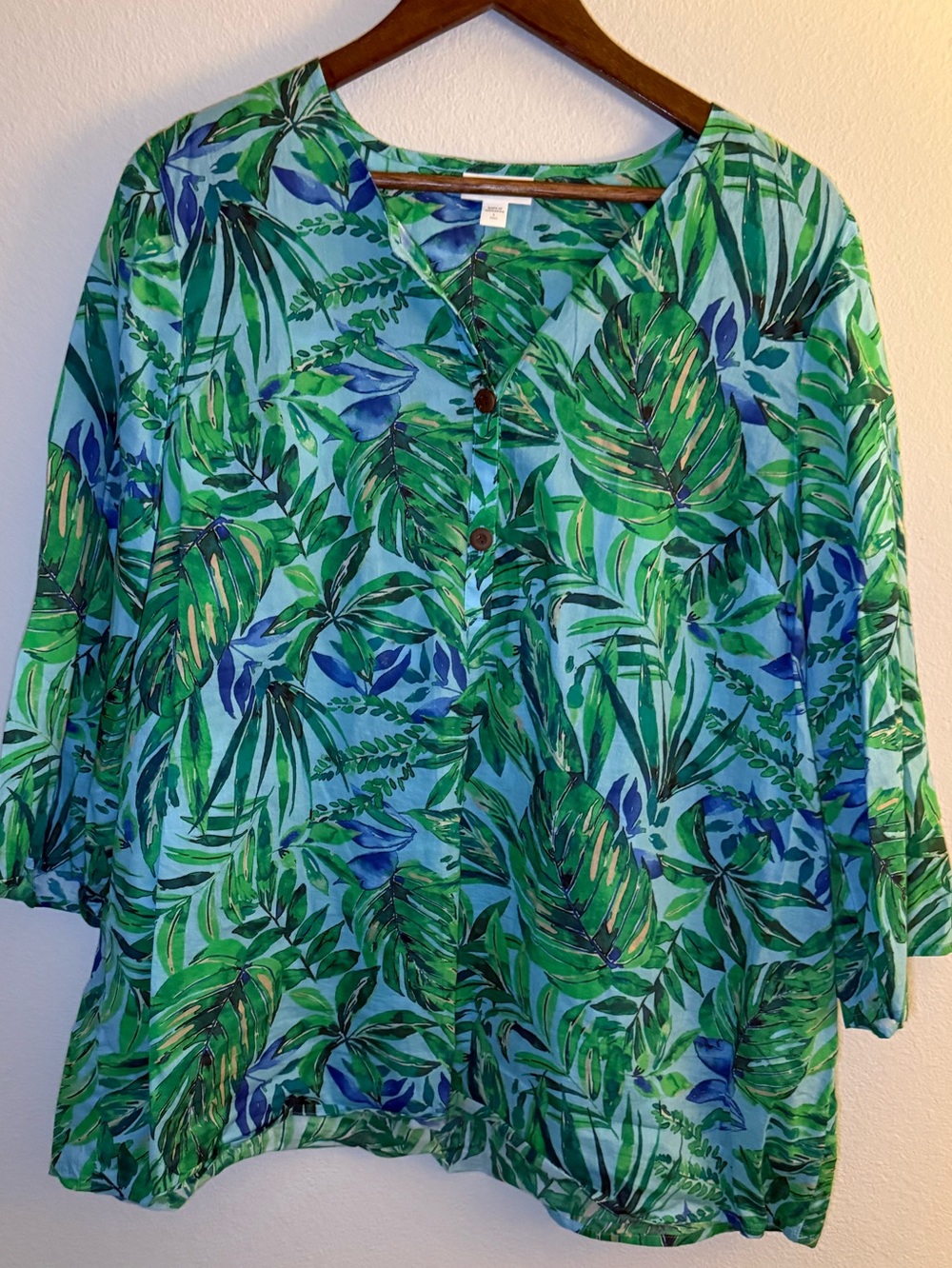 J. Jill Green & Blue Leaf-Print Button Front Tunic